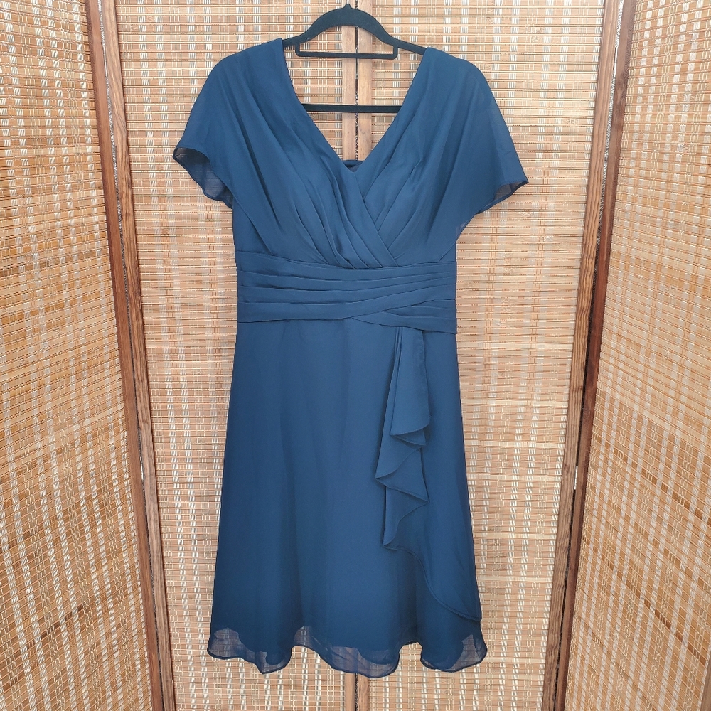 ♤ Navy Blue Chiffon V-Neck Cape Sleeve Pleated Corset Dress Size Small Occasions